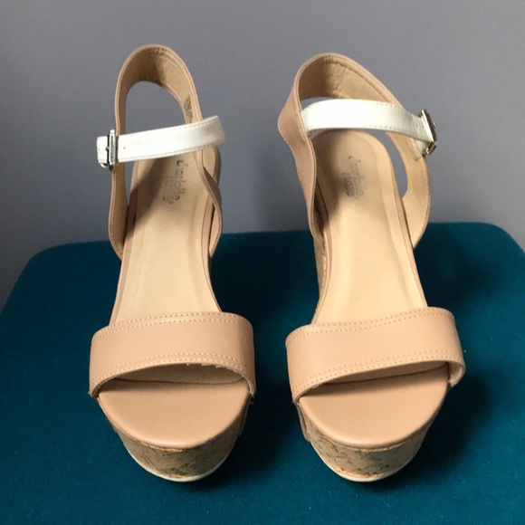 Tan and White Strapped Wedges - Picture 1 of 4